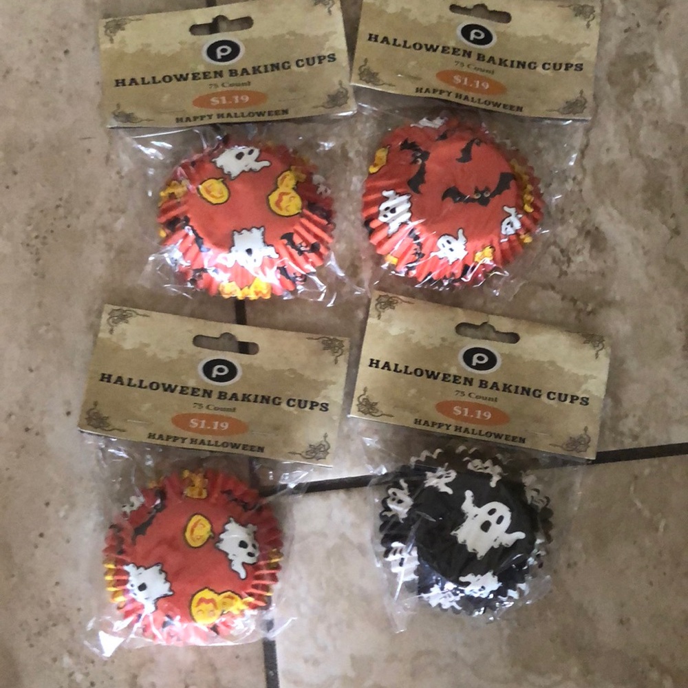 Halloween 🎃 baking cups❤️